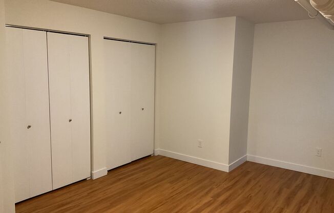 1 bed, 1 bath, 590 sqft, $1,099, Unit B3