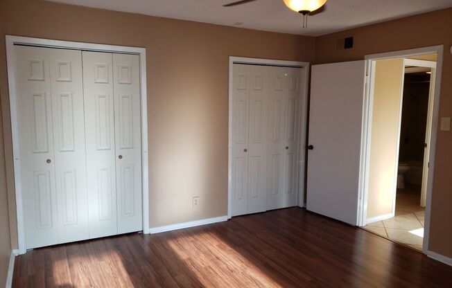 2 beds, 1.5 baths, $1,300