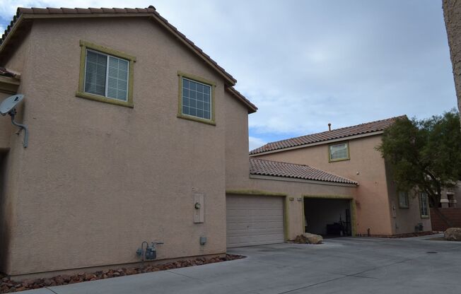 SW - 3 BEDROOMS PLUS LOFT SPACE