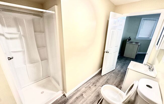 1 bed, 1 bath, 272 sqft, $1,050, Unit 1B