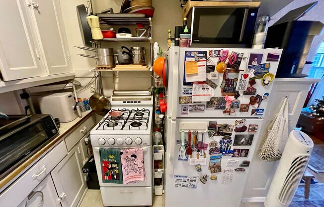 Studio, 1 bath, $825, Unit 104