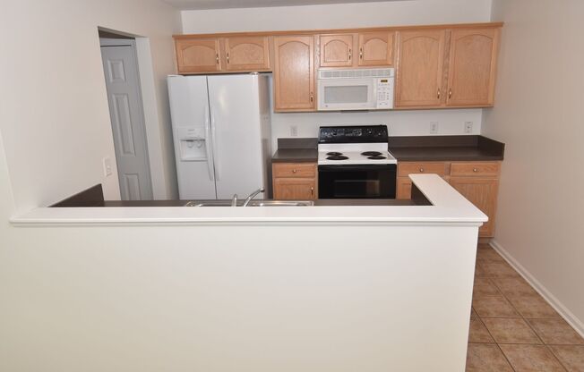 2 beds, 1 bath, $1,600