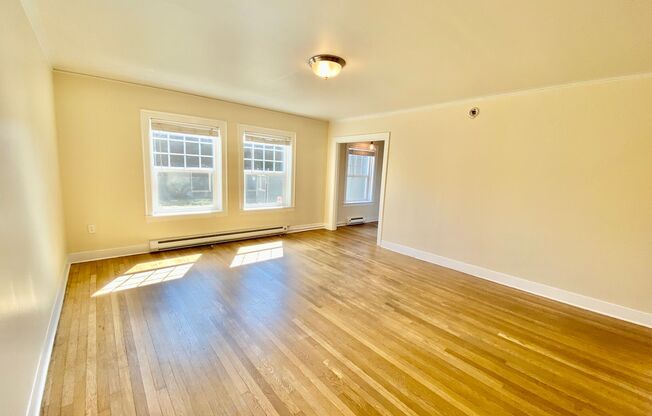 Studio, 1 bath, 462 sqft, $1,595, Unit H