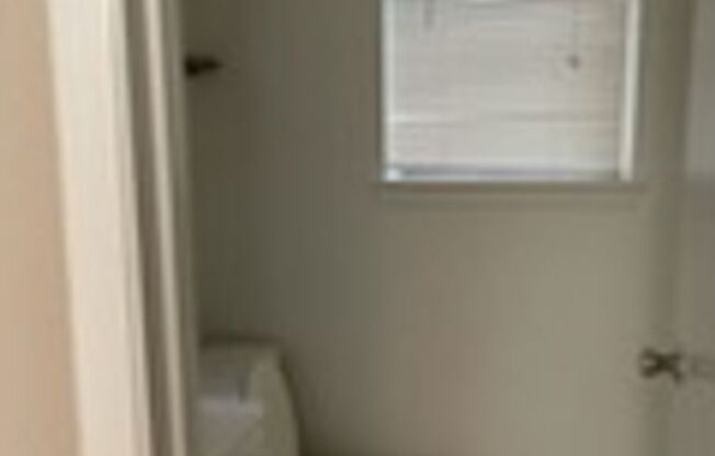 2 beds, 1.5 baths, 1,018 sqft, $1,500, Unit 1001