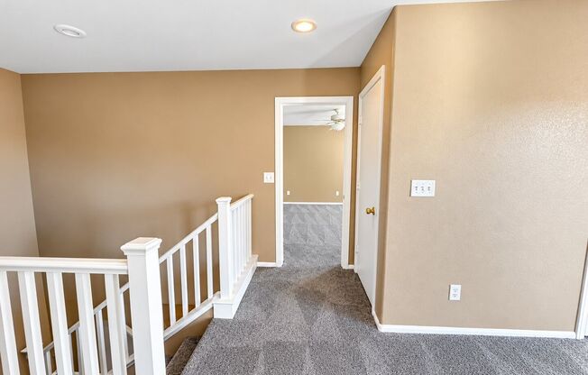 3 beds, 2.5 baths, $2,250
