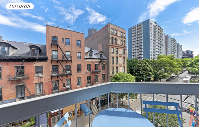Studio, 1 bath, $4,400, Unit 3T