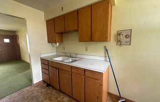 2 beds, 1 bath, $950