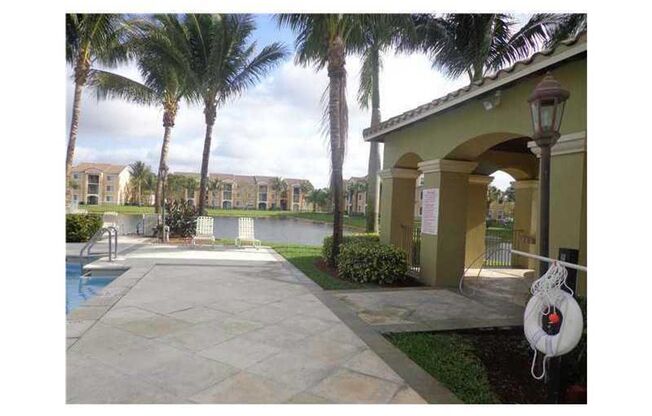 3 beds, 2 baths, $2,595, Unit # 302