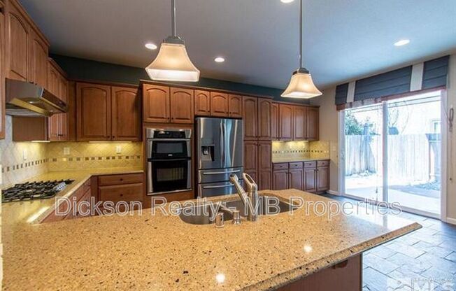 2075 ECHO VLY PKWY