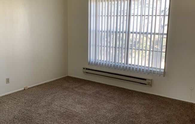 1 bed, 1 bath, 687 sqft, $825, Unit 20