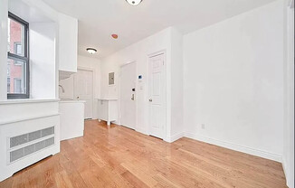 172 Mulberry St.