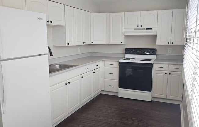 Peak 1535 on South 8th Street