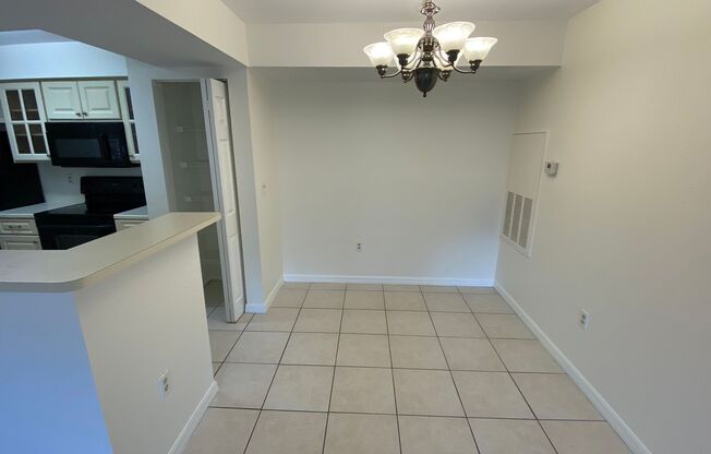 2 beds, 2 baths, $1,750, Unit # 206