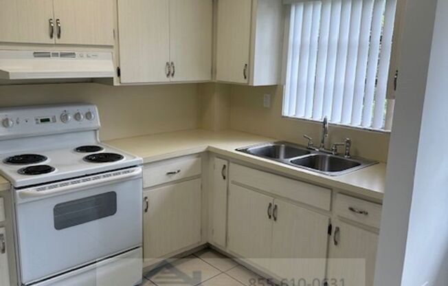 1 bed, 1 bath, 664 sqft, $1,595, Unit 305