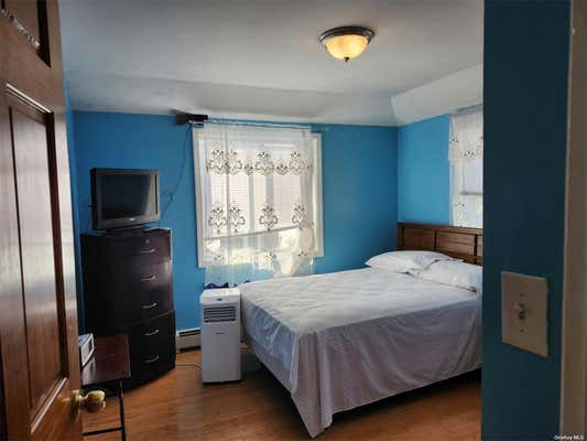 2 beds, 1 bath, 800 sqft, $2,800