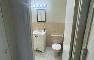 813 Maple Ave Apartments