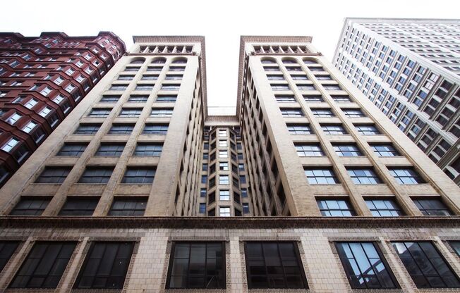 1 bed, 1 bath, 633 sqft, $1,495, Unit 1405