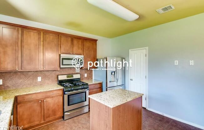 2008 Blewett Dr UNIT