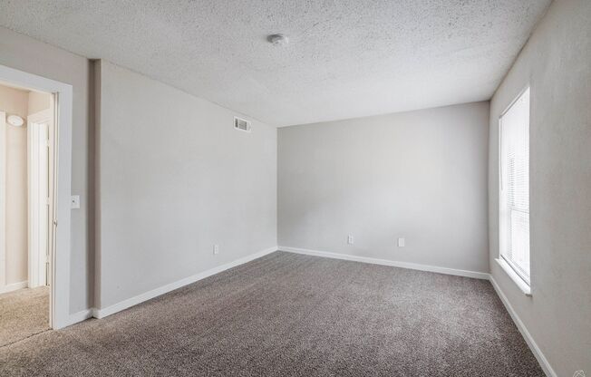 2 beds, 1.5 baths, 1,062 sqft, $1,150, Unit 1-09G