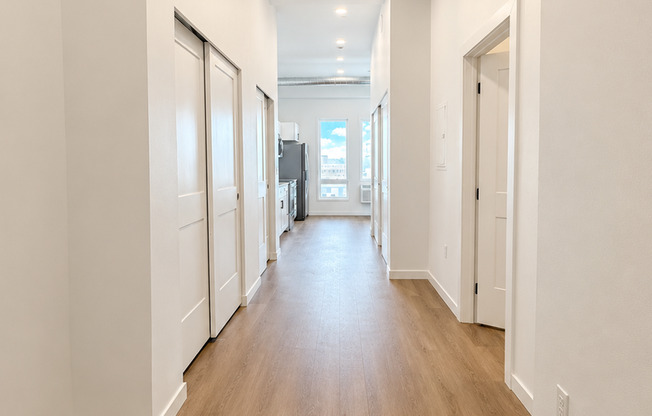 1 bed, 1 bath, 586 sqft, $1,499, Unit 102
