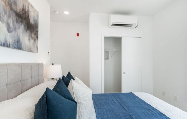 1 bed, 1 bath, 499 sqft, $1,630, Unit N-504