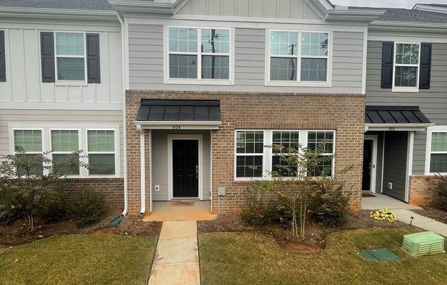 3 Bedroom 2.5 bath home in Travelers Rest