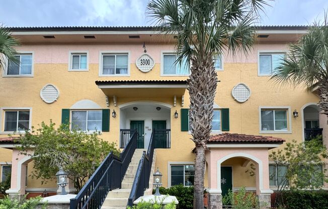 2B/2.5 B condo for rent in Il Villagio, a Guarded community in Jacksonville