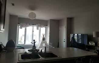 2529 W. Flournoy Unit 2