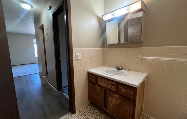 1 bed, 1 bath, 970 sqft, $970, Unit 310