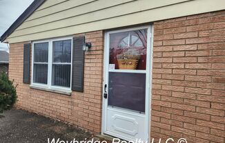 3 beds, 1 bath, $1,750