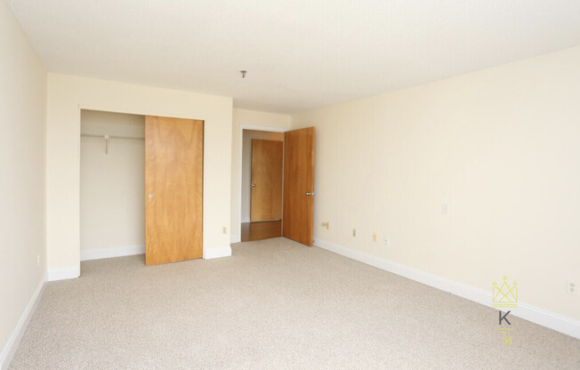 1079 COMMONWEALTH AVE