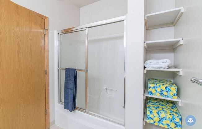 2 beds, 2 baths, 1,237 sqft, $1,450, Unit CT-32