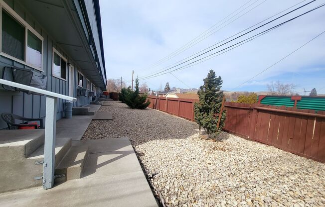 West Seventh Street Apartments