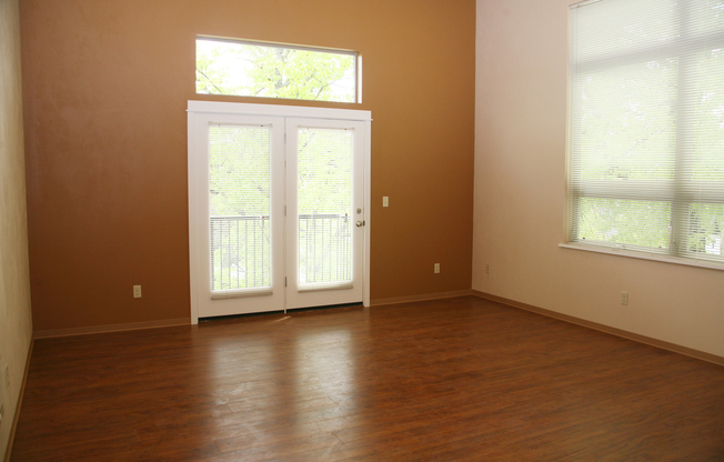 2 beds, 1 bath, 1,007 sqft, $1,890, Unit 08