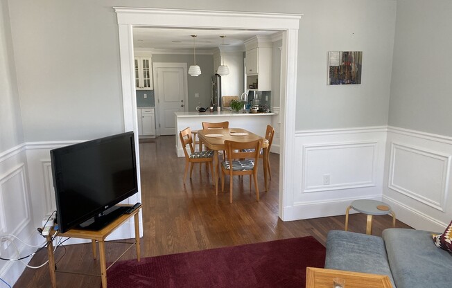 1 bed, 1 bath, 1,288 sqft, $2,400, Unit 2