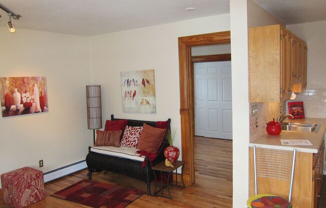 1 bed, 1 bath, $1,695, Unit # 1