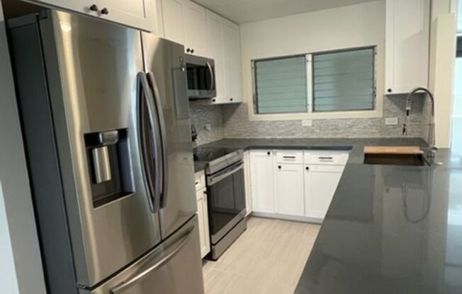 2 beds, 2 baths, $3,400, Unit # 408