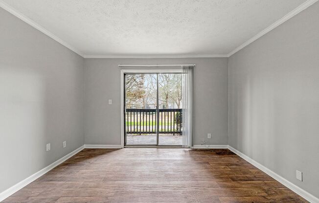 2 beds, 2 baths, 979 sqft, $1,250, Unit 3290S