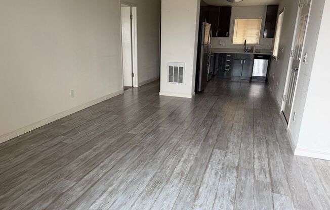 Spacious Apartments in the Desirable Bronze Coast Neighborhood