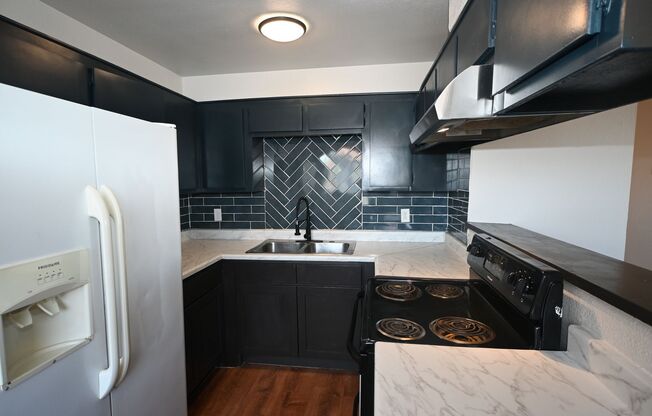 2 Bedroom Apartment -Las Vegas -NO PETS -1512 Cobb Ln - ASK ABOUT OUT MOVE IN SPECIAL!!