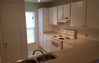 2 beds, 2 baths, 1,017 sqft, $1,700, Unit 303 #3A