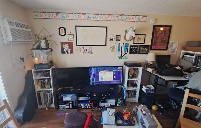 1 bed, 1 bath, 550 sqft, $1,150, Unit 310