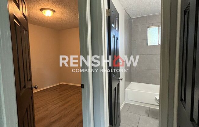 2 beds, 1 bath, $850, Unit 1265 James St #2