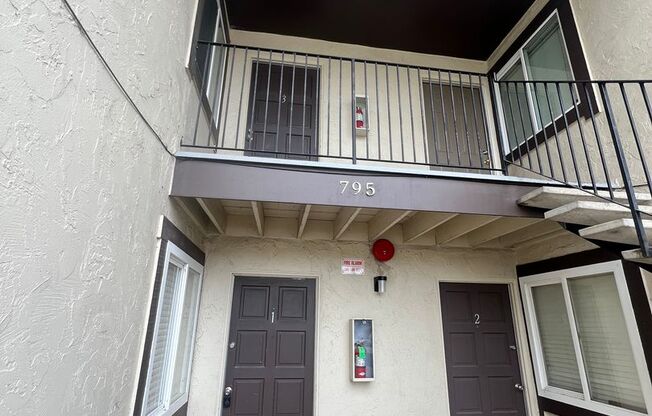 2 beds, 1 bath, $2,100, Unit 1