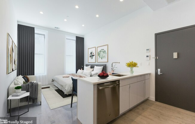 111 W 130 ST