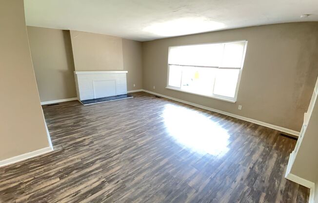 3 beds, 1 bath, $1,175