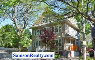 4 Barnes St