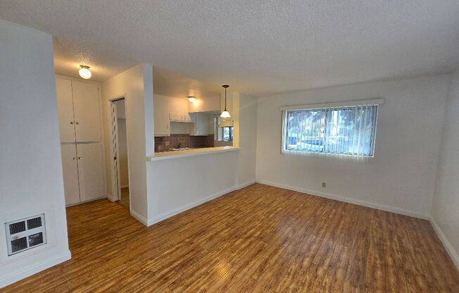 Studio, 1 bath, 470 sqft, $1,695, Unit 1