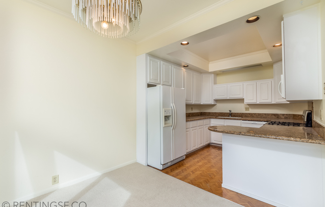 80 COLLINGWOOD ST
