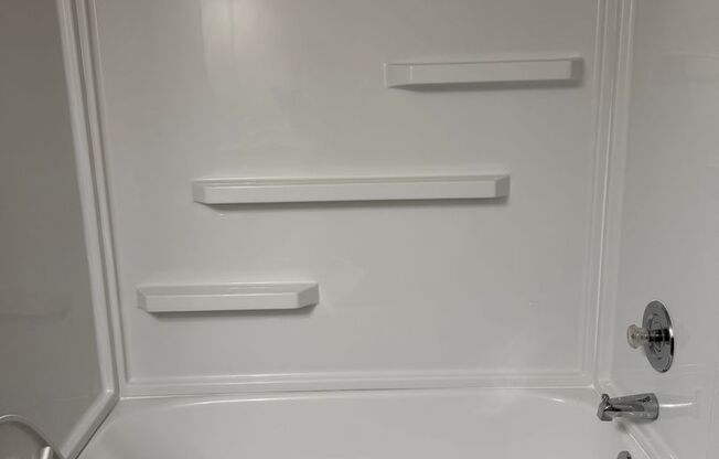 1 bed, 1 bath, 670 sqft, $1,000, Unit 217